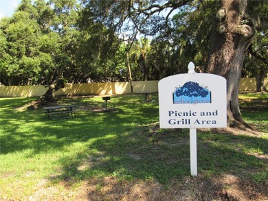 Under contract-accepting backup offers. One or more photo(s) has on St. Petersburg Country Club in Florida - for sale on GolfHomes.com, golf home, golf lot