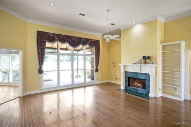 Golf Course  Lakefront Living in Towne Lake. Experience on Arrowhead Country Club in Alabama - for sale on GolfHomes.com, golf home, golf lot
