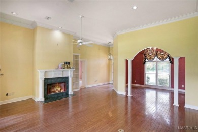 Golf Course  Lakefront Living in Towne Lake. Experience on Arrowhead Country Club in Alabama - for sale on GolfHomes.com, golf home, golf lot