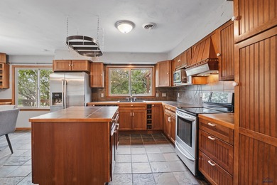 Listed by Lori Barnett, Engel & Volkers Black Hills, .   $20,000 on Meadowbrook Golf Course in South Dakota - for sale on GolfHomes.com, golf home, golf lot