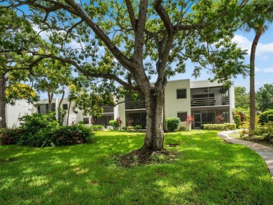 Welcome to Heronmere II in The Meadows, one of Sarasota's most on The Meadows Golf and Country Club in Florida - for sale on GolfHomes.com, golf home, golf lot