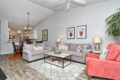 Take a look at this wonderful *Abbey* model Veranda situated on Heritage Oaks Golf and Country Club in Florida - for sale on GolfHomes.com, golf home, golf lot