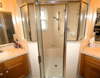 Move-In Ready 3-Bed, 2-Bath Home in Pennbrooke Fairways
Welcome on Pennbrooke Fairways in Florida - for sale on GolfHomes.com, golf home, golf lot