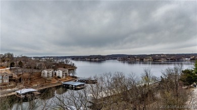 Rare opportunity to own a spacious double lot in an incredible on Seasons Ridge At Four Seasons in Missouri - for sale on GolfHomes.com, golf home, golf lot