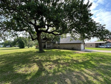 Welcome to your retreat at Kings Creek Golf Course in Kemp on Kings Creek Golf Club in Texas - for sale on GolfHomes.com, golf home, golf lot
