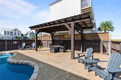 REMODELED IN 2025...ADDITIONAL LOT WITH PRIVATE POOL...PRIME on Palmilla Beach Golf Club in Texas - for sale on GolfHomes.com, golf home, golf lot