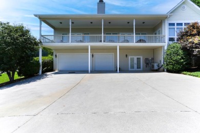 Beautiful Estate Home located in the sought after Mountain on Mountain Harbour Golf Club in North Carolina - for sale on GolfHomes.com, golf home, golf lot