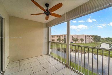 A TOP-RATED 55+ COMMUNITY! Beautifully maintained 2/2 condo in on Sunrise Lakes Phase IV Golf Course in Florida - for sale on GolfHomes.com, golf home, golf lot