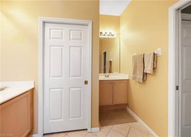 Beautifully maintained villa in Forest Glen Golf & Country Club! on Forest Glen Golf and Country Club in Florida - for sale on GolfHomes.com, golf home, golf lot