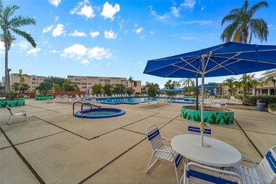 A TOP-RATED 55+ COMMUNITY! Beautifully maintained 2/2 condo in on Sunrise Lakes Phase IV Golf Course in Florida - for sale on GolfHomes.com, golf home, golf lot