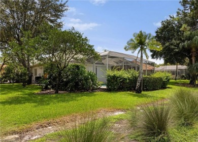 Beautifully maintained villa in Forest Glen Golf & Country Club! on Forest Glen Golf and Country Club in Florida - for sale on GolfHomes.com, golf home, golf lot