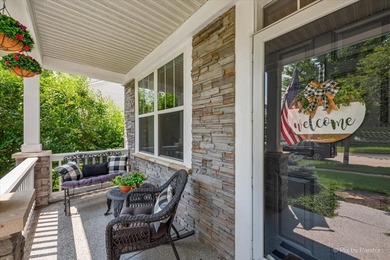 Welcome to this beautifully updated Foxford Hills Prestwick on Foxford Hills Golf Club in Illinois - for sale on GolfHomes.com, golf home, golf lot