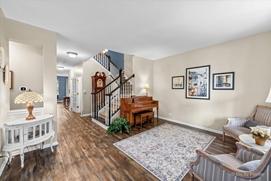 Welcome to this beautifully updated Foxford Hills Prestwick on Foxford Hills Golf Club in Illinois - for sale on GolfHomes.com, golf home, golf lot