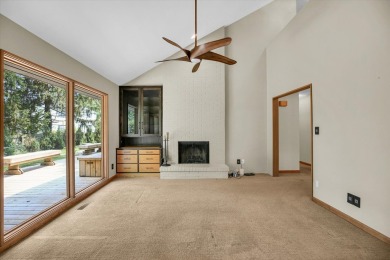 Discover this beautiful 3 bed, 2.5 bath home located in the on Lincolnshire Fields Country Club in Illinois - for sale on GolfHomes.com, golf home, golf lot