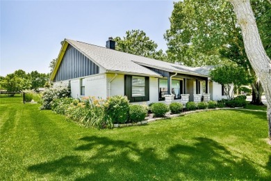 Welcome to 6101 W Choctaw Ct - a stunning, fully remodeled golf on De Cordova Bend Country Club in Texas - for sale on GolfHomes.com, golf home, golf lot