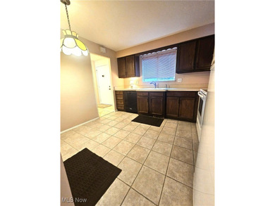 Welcome home to 6466 Concord Dr. in Concord Square on Ridgewood Golf Course in Ohio - for sale on GolfHomes.com, golf home, golf lot