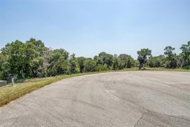 Gorgeous lot in a private, gated golf community outside city on The Retreat in Texas - for sale on GolfHomes.com, golf home, golf lot