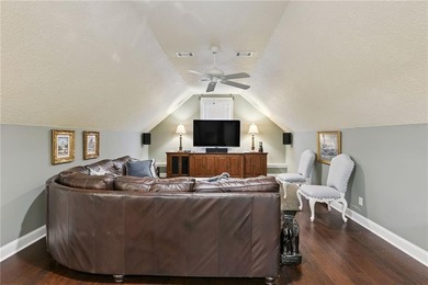 THIS IS A BEAUTIFULLY UPDATED, LUXURIOUS HOME IN PRESTIGIOUS OAK on Oak Grove Island Golf and Country Club in Georgia - for sale on GolfHomes.com, golf home, golf lot