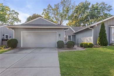 Welcome to this inviting ranch-style, single-level townhome with on Leawood South Country Club in Kansas - for sale on GolfHomes.com, golf home, golf lot