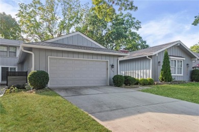 Welcome to this inviting ranch-style, single-level townhome with on Leawood South Country Club in Kansas - for sale on GolfHomes.com, golf home, golf lot