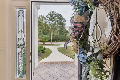 THIS IS A BEAUTIFULLY UPDATED, LUXURIOUS HOME IN PRESTIGIOUS OAK on Oak Grove Island Golf and Country Club in Georgia - for sale on GolfHomes.com, golf home, golf lot