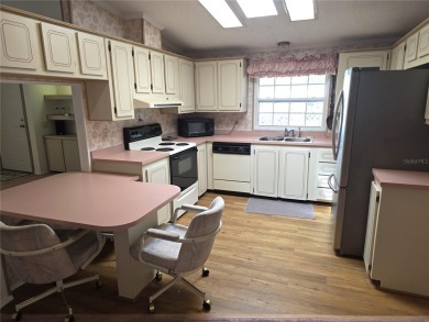 Brookridge Community 2 Bedroom Golf Course Home With 2 Full on Brookridge Country Club in Florida - for sale on GolfHomes.com, golf home, golf lot