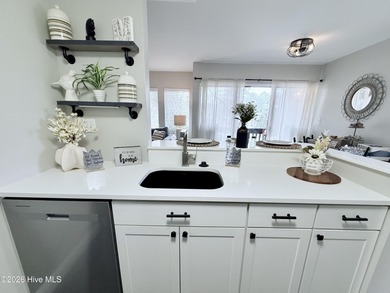 Completely Furnished Pinehurst Condo - Move-In Ready on Pinehurst Resort and Country Club in North Carolina - for sale on GolfHomes.com, golf home, golf lot