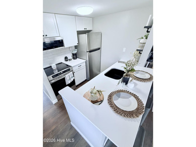 Completely Furnished Pinehurst Condo - Move-In Ready on Pinehurst Resort and Country Club in North Carolina - for sale on GolfHomes.com, golf home, golf lot