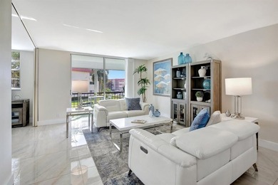 Beautiful Fully Upgraded Full Two Bedroom Condo In Popular Phase on Hollybrook Golf and Tennis Club  in Florida - for sale on GolfHomes.com, golf home, golf lot