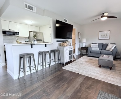 Completely Furnished Pinehurst Condo - Move-In Ready on Pinehurst Resort and Country Club in North Carolina - for sale on GolfHomes.com, golf home, golf lot