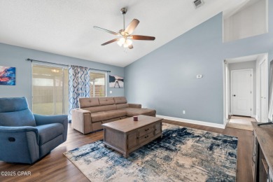 **OPEN HOUSE THIS SATURDAY 8/16 12-5PM** Welcome to your own on Holiday Golf Club in Florida - for sale on GolfHomes.com, golf home, golf lot