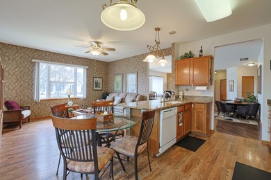 This spacious Wimbledon model located in Carillon's 55+ adult on The Links at Carillon in Illinois - for sale on GolfHomes.com, golf home, golf lot
