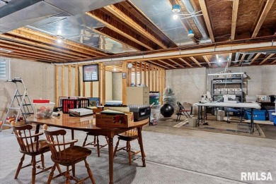 Welcome to this impeccably maintained ranch featuring 3 bedrooms on Piper Glen Golf Club in Illinois - for sale on GolfHomes.com, golf home, golf lot