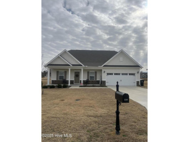 Welcome to this beautiful 3-bedroom, 2.5 Bathroom home at Lane on Lane Tree Golf Course in North Carolina - for sale on GolfHomes.com, golf home, golf lot