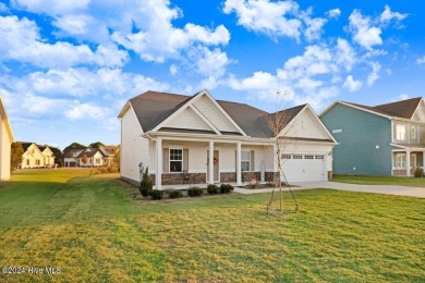 Welcome to this beautiful 3-bedroom, 2.5 Bathroom home at Lane on Lane Tree Golf Course in North Carolina - for sale on GolfHomes.com, golf home, golf lot