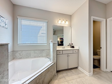 5 bedroom 3 full bath home on a convenient cul de sac location on Golf Club At South Hampton in Florida - for sale on GolfHomes.com, golf home, golf lot