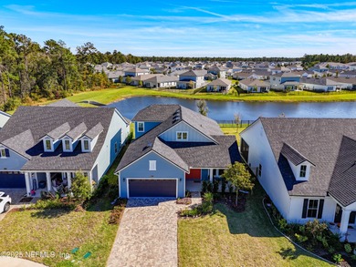 5 bedroom 3 full bath home on a convenient cul de sac location on Golf Club At South Hampton in Florida - for sale on GolfHomes.com, golf home, golf lot