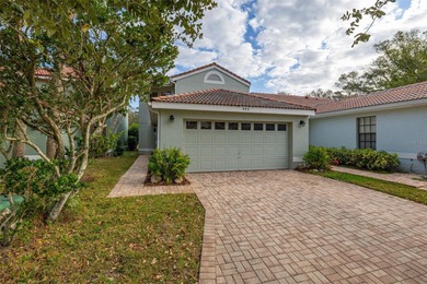 Under contract-accepting backup offers. Welcome to this on Tuscawilla Country Club in Florida - for sale on GolfHomes.com, golf home, golf lot