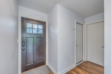 Fully renovated 3 bedroom,2.5 bathroom townhouse with golf on Old Orchard Country Club in Illinois - for sale on GolfHomes.com, golf home, golf lot