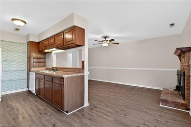 Beautifully maintained 3-bedroom, 2.5-bath townhouse located in on Kempsville Greens Municipal Golf Course in Virginia - for sale on GolfHomes.com, golf home, golf lot