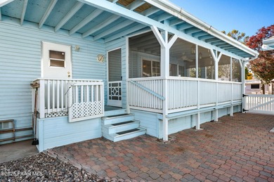 Welcome to Your Desert Retreat!Escape the cold up north or the on Quail Wood Greens Golf Course in Arizona - for sale on GolfHomes.com, golf home, golf lot