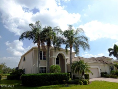 GOLF COURSE CLASS A MEMBERSHIP HOME--BEAUTIFUL GOLF COURSE AND on Colonial Country Club in Florida - for sale on GolfHomes.com, golf home, golf lot