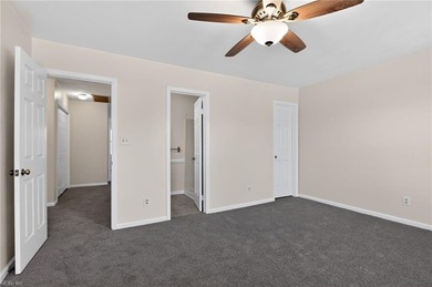 Beautifully maintained 3-bedroom, 2.5-bath townhouse located in on Kempsville Greens Municipal Golf Course in Virginia - for sale on GolfHomes.com, golf home, golf lot