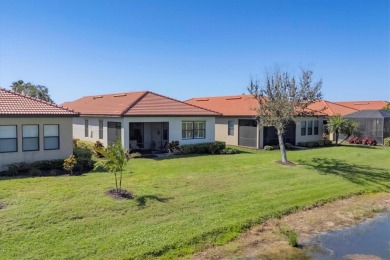 This is a True WCI  Quality FREE STANDING HOME. The most Popular on Sarasota National Golf Club in Florida - for sale on GolfHomes.com, golf home, golf lot