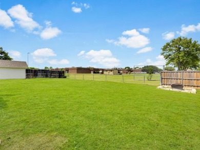 Welcome to this beautifully maintained 4-bedroom, 2-bathroom on Firewheel Golf Park in Texas - for sale on GolfHomes.com, golf home, golf lot