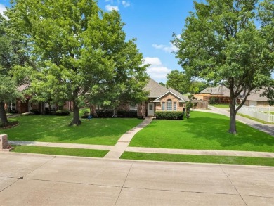 Welcome to this beautifully maintained 4-bedroom, 2-bathroom on Firewheel Golf Park in Texas - for sale on GolfHomes.com, golf home, golf lot
