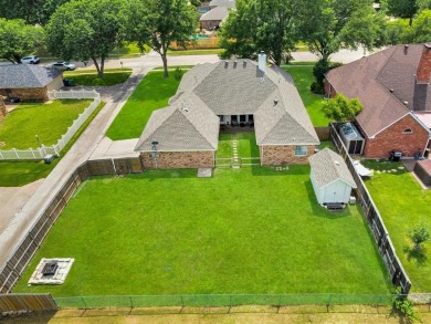 Welcome to this beautifully maintained 4-bedroom, 2-bathroom on Firewheel Golf Park in Texas - for sale on GolfHomes.com, golf home, golf lot