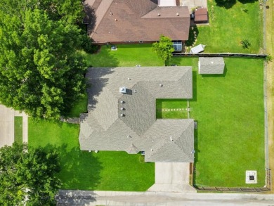 Welcome to this beautifully maintained 4-bedroom, 2-bathroom on Firewheel Golf Park in Texas - for sale on GolfHomes.com, golf home, golf lot