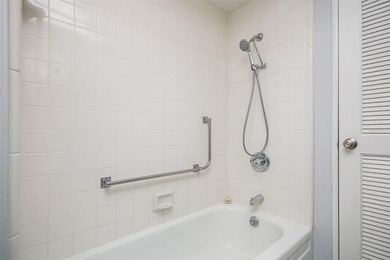 One or more photo(s) has been virtually staged. IMPROVED PRICE on Zellwood Station Country Club in Florida - for sale on GolfHomes.com, golf home, golf lot