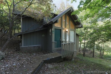 Looking for an affordable single family home in the coveted on The Oaks Golf Course in Missouri - for sale on GolfHomes.com, golf home, golf lot